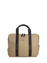 Maletín Hush Puppies modelo Helston Bag, color beige con detalles en negro. Cuenta con doble asa de mano, tiras frontales con el logotipo de la marca impreso, bolsillo frontal con broche y cierre superior.