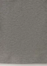 Top gris de corte entallado y escote halter, sin mangas, confeccionado en mezcla de lino y algodón. Presenta un diseño adornado con botones decorativos de nácar a lo largo del escote y los tirantes.