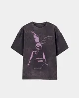 Remera de algodón con efecto lavado, corte oversize y estampa frontal en color violeta con diseño inspirado en la película Gummo.