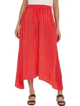 Falda midi roja con rayas verticales blancas, cintura elástica con cordón ajustable y ruedo asimétrico.