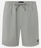 Bermuda de sarga lavada color gris oscuro, con cintura elástica ajustable mediante lazo, bolsillos laterales y corte recto.