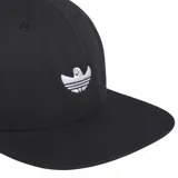 Gorra negra Adidas con logo Shmoo bordado en blanco en el frente.