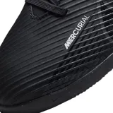 Championes de fútbol sala Nike Mercurial Vapor 15, color negro, con diseño texturizado en la superficie y cierre de cordones.