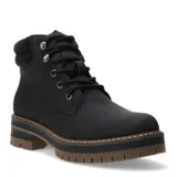 Botas de caña baja color marrón con cordones y suela track.