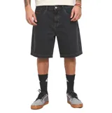 Bermuda de denim negro de corte holgado, con bolsillos laterales y traseros, cierre frontal con botón y cremallera, y costuras pespunteadas en contraste.