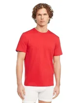Pack de tres remeras de cuello redondo confeccionadas en algodón, con diseño clásico de manga corta y logo de la marca bordado en la parte inferior.
