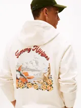 Buzo con capucha Tommy Hilfiger de color blanco, confeccionado en felpa de algodón regenerativo, con bolsillo tipo canguro y logo bordado en el pecho.