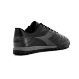 Championes de fútbol Diadora modelo Skipper TF, color negro con detalles en gris. Presentan un diseño texturizado en la parte frontal y lateral, con suela multitaco diseñada para césped sintético.