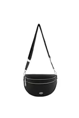 Riñonera Las Oreiro de diseño semicircular, confeccionada en material texturizado color negro. Cuenta con dos compartimentos frontales con cierre metálico, correa ajustable y desmontable, y aplique metálico con forma de labios en la parte inferior.