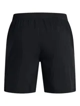 Shorts de running Under Armour modelo UA Launch 7, color negro, con diseño ligero, forro interior de malla, cintura elástica con cordón y logo reflectante de la marca en la pierna derecha.