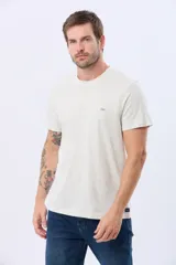 Remera lisa de manga corta y cuello redondo, color gris oscuro, de calce cómodo con pequeño logo bordado en el pecho.