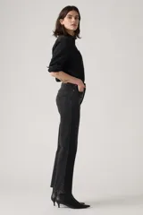 Jeans de tiro alto con corte recto y largo al tobillo, confeccionados en denim de algodón color negro lavado.