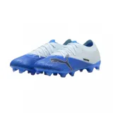 Championes de fútbol Puma Ultra Nitro 7 Match FG, diseño en color blanco y azul con tecnología Nitro y el característico logo de la marca en el lateral.