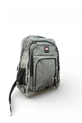 Mochila Ecko EK152 de color azul melange, con múltiples compartimentos con cierre, bolsillos frontales y laterales, y logo de la marca en la parte superior frontal.