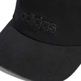 Gorra Adidas Washed D Cap de color negro con efecto lavado, visera curva y logo bordado en el frente.