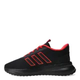 Championes urbanos Adidas modelo X PLRPATH, color negro con detalles en rojo vibrante. Presentan capellada de malla técnica transpirable, entresuela Cloudfoam para mayor amortiguación y las icónicas tres tiras de la marca en los laterales.