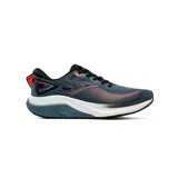 Championes de running Joma modelo Victory 2621, color azul con detalles en naranja y blanco. Presentan un diseño de malla transpirable con tecnología VTS y sistema de ajuste termosellado SPORTECH. Cuentan con una mediasuela de phylon para absorción de impactos y suela de caucho DURABILITY resistente a la abrasión.
