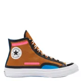 Championes Converse Chuck 70 Trail de caña alta, color tostado con detalles en negro, rosa y celeste.