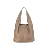 Cartera de hombro tipo hobo en símil cuero color negro, de diseño amplio y correa integrada.