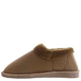 Pantuflas tipo bota baja de color negro, confeccionadas en material sintético con interior y borde superior de piel sintética suave. Poseen suela plana de goma antideslizante.