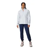 Campera softshell Columbia modelo Kruser Ridge III Softshell color gris, con cuello alto, cierre frontal completo y bolsillos laterales con cierre. Confeccionada con tecnología Omni-Shield que repele la humedad y resiste el viento.