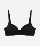 Soutien básico de microfibra color blanco, modelo Sustentación, con relleno y breteles regulables.