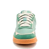 Championes Caterpillar modelo Pause Retro, de diseño urbano con combinación de lona y gamuza en tonos verde y beige. Presenta suela de goma color caramelo con textura hexagonal y cierre mediante cordones.