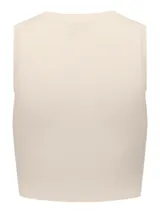 Top corto tejido de punto color beige claro, con cuello redondo y diseño sin mangas de corte ajustado.