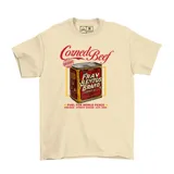 Remera de algodón color beige con estampado gráfico central que representa una lata de Fray Bentos Corned Beef con estilo vintage.