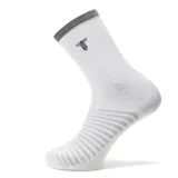 Medias deportivas de caña media, color blanco con detalles en gris y logo de la marca bordado en la parte superior.