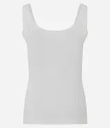 Musculosa básica de canalé azul marino, con escote redondo amplio y breteles anchos, de corte ajustado al cuerpo.