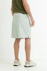 Short azul marino de algodón y elastano, con cintura elástica ajustable con cordón.