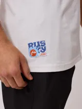 Musculosa blanca con estampado delantero y trasero. Corte holgado.