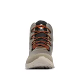 Bota de caña alta Columbia Fairbanks Omni-Heat color gris, con cordones naranjas y negros, suela dentada y detalles en negro y beige.