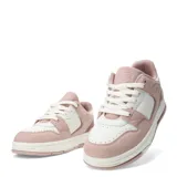 Championes urbanos Miss Carol modelo Harpers, color blanco con detalles en rosa.