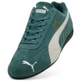 Championes Puma modelo Speedcat OG, color verde esmeralda con detalles en blanco y suela negra. Confeccionados en gamuza con el logo de la marca en dorado y blanco.