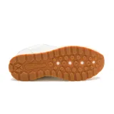 Championes Caterpillar modelo Ventura W's, color blanco y gris claro, confeccionados con capellada de gamuza y lona, cordones blancos y suela de goma color caramelo.