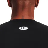 Remera de compresión Under Armour de manga corta, confeccionada en tejido HeatGear ultraligero que absorbe el sudor y se seca rápidamente. Presenta un diseño ergonómico con paneles de malla en axilas y espalda para mayor ventilación, mangas raglán híbridas y logo de la marca estampado en el pecho.