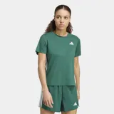 Remera deportiva Adidas verde con cuello redondo y el logo de la marca estampado en blanco en el pecho.