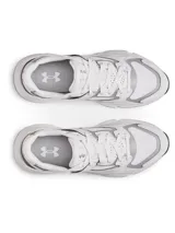 Championes Under Armour modelo Forge 96 Lthr Rissue, de diseño retro inspirado en los años 90. Presentan una combinación de malla y cuero en tonos blanco y gris, con detalles en película de TPU para mayor durabilidad. Cuentan con entresuela mejorada para confort diario y suela de goma completa.