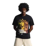 Remera Adidas color negro de manga corta, con estampa frontal de Bob Marley y la leyenda "Football is freedom", además del logotipo clásico de la marca.