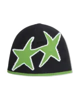 Gorro reversible de punto TwoJeys en color negro con diseño de estrellas verdes y bordes en tono verde.