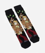 Par de medias negras de caña alta con estampado de Scooby Doo y Shaggy disfrazado de Scooby Doo.