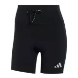 Calza corta deportiva Adidas de color negro, diseñada para running con tiro alto, cordón ajustable en la cintura y el logo reflectante de la marca en la pierna.