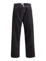 Jean baggy de tiro alto con corte holgado y diseño clásico de cinco bolsillos. Presenta un lavado oscuro tipo rinse, confeccionado en denim de algodón resistente.