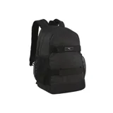 Mochila Puma Deck negra con correas acolchadas ajustables, panel trasero acolchado, compartimento principal con cierre, bolsillo frontal con cremallera y bolsillo lateral de malla.