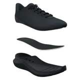 Championes de running Under Armour modelo Phade RN 3, color negro. Presentan una parte superior de malla ligera y transpirable con soporte estratégico, entresuela con amortiguación de EVA y suela exterior de goma resistente con ranuras flexibles.