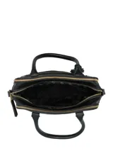 Cartera tipo tote de color negro, confeccionada en una combinación de cuero sintético y gamuza. Presenta doble asa superior, correa ajustable y extraíble, cierre principal con cremallera, bolsillo frontal con cierre y detalle de borla decorativa. Incluye herrajes metálicos dorados y logo de la marca en la parte frontal.