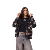 Campera reversible de corte regular, con cierre frontal completo y cuello alto. Presenta un diseño minimalista en color negro con logo de la marca en el pecho y bolsillos laterales.