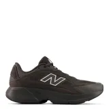 Championes deportivos New Balance Catalyst, color negro con el logo 'N' en gris plateado, confeccionados con malla transpirable y detalles sintéticos.